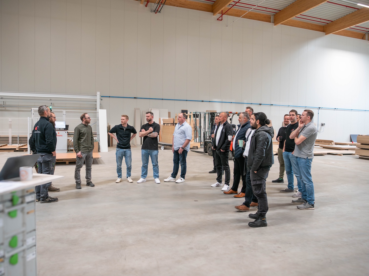 Presentatie van de productie van Cabinetheroes bij de franchisenemers