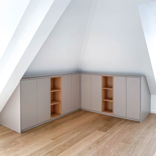Drempelkast beige eikenfineer inlay LED
