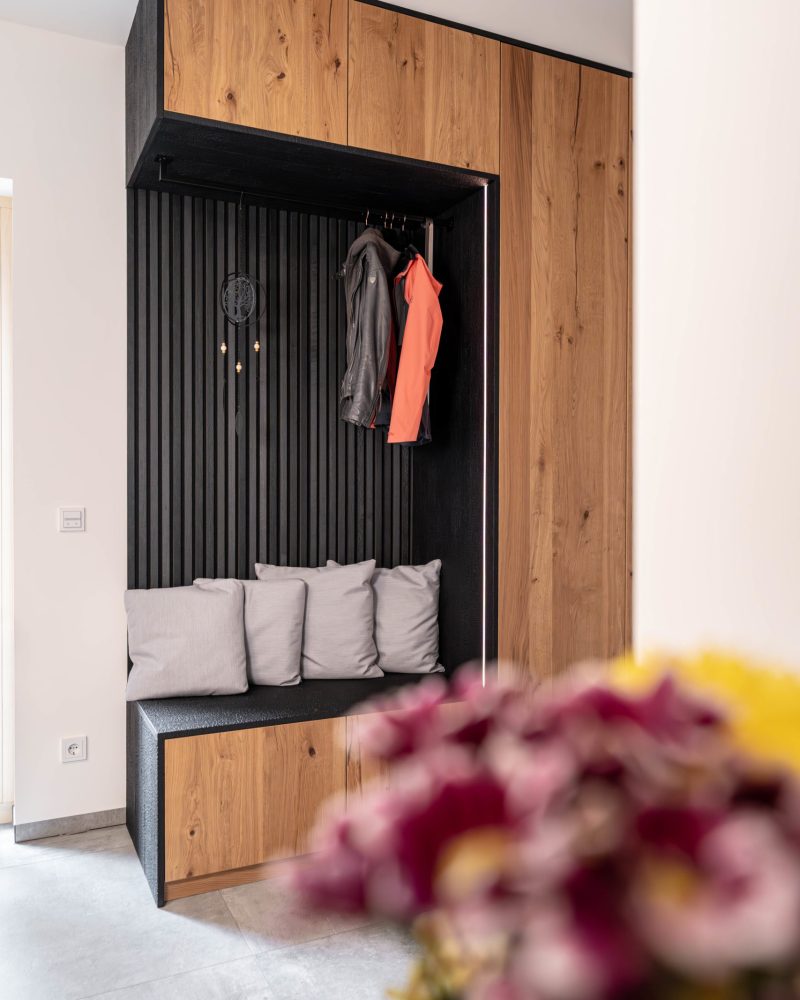 Kledingkast zwart structuur Kolen eiken LED